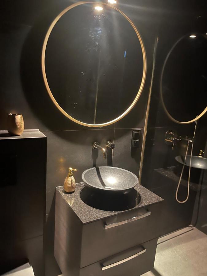 Neptun Apartament ชวีโนวิชแจ ภายนอก รูปภาพ